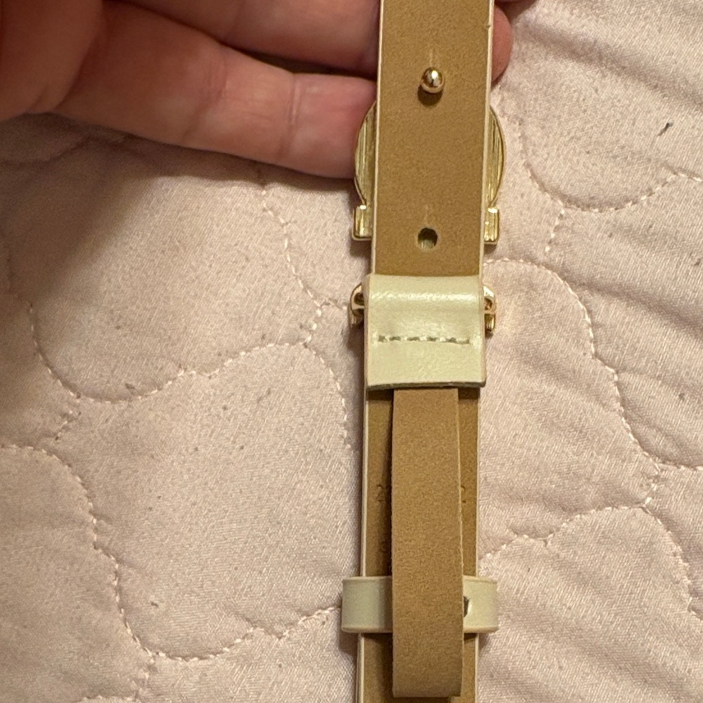 Calvin Klein 44 in total Off-White Belt with Gold Buckle - Picture 4 of 4